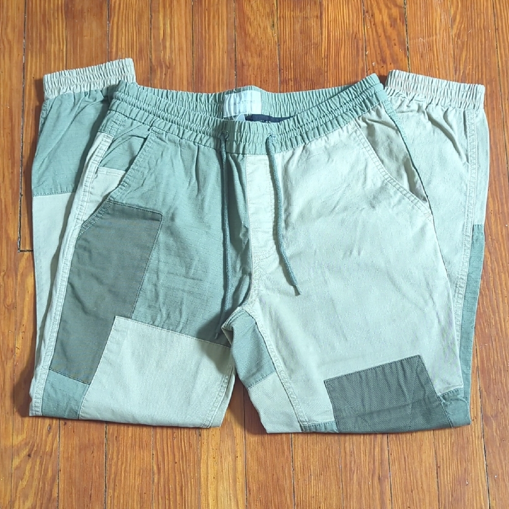Sun + Stone Men's Cargo Pants - Green and Tan Size M